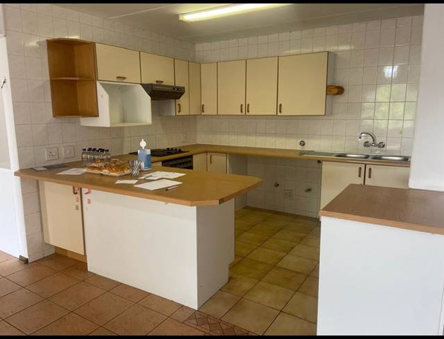 3 BEDROOM TOWNHOUSE FOR SALE IN MARAIS STEYN PARK